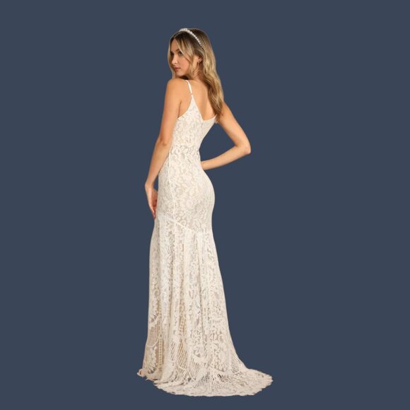 🏷️ NWT  🏷️ LULUS  Flynn White Lace Maxi Dress Wedding sz S - Picture 1 of 16
